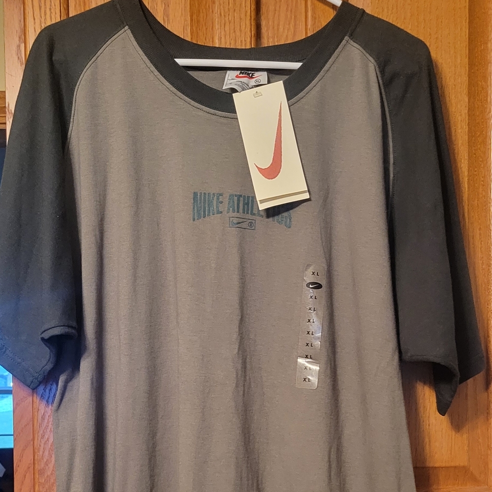 Men's Nike T-Shirt